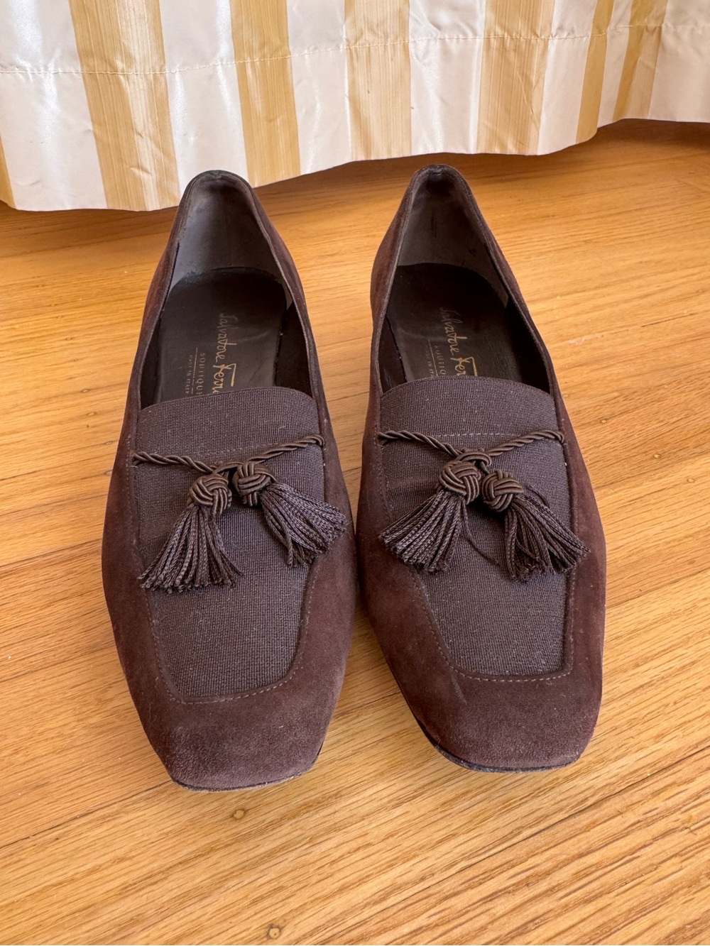 Vintage Salvatore Ferragamo Suede Tassel Loafer Heels Dark Brown Size 7.5-8